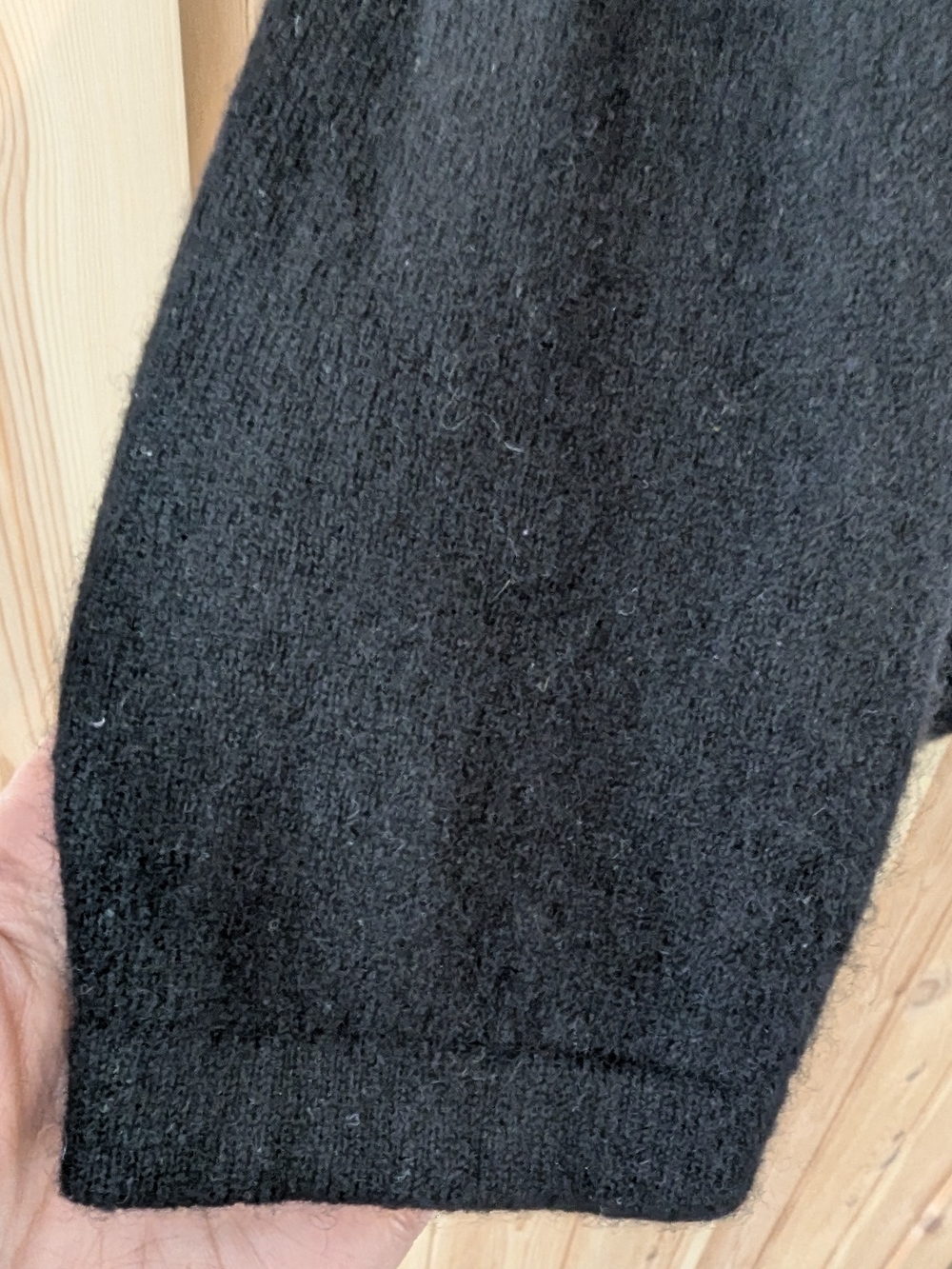 Lord + Taylor 100% Cashmere Black Open Front Cardigan - Picture 5 of 8